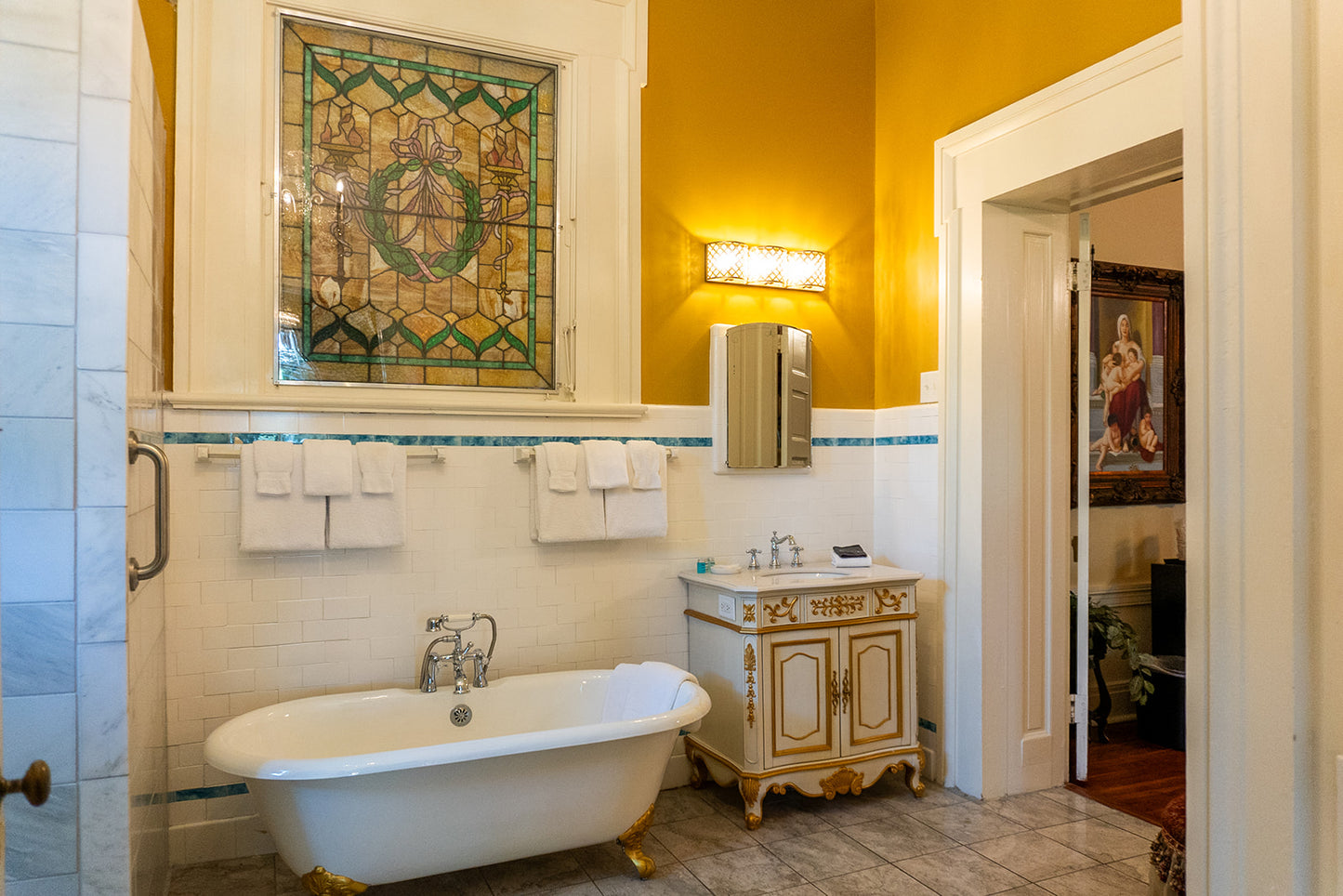 Gold Suite