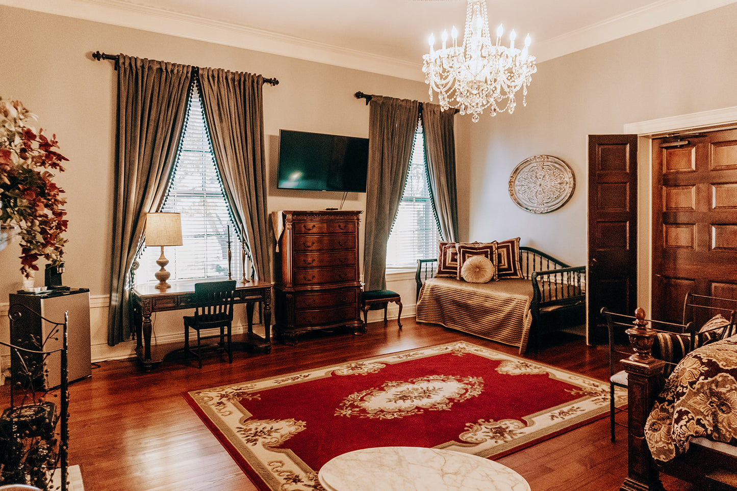 Onyx Room