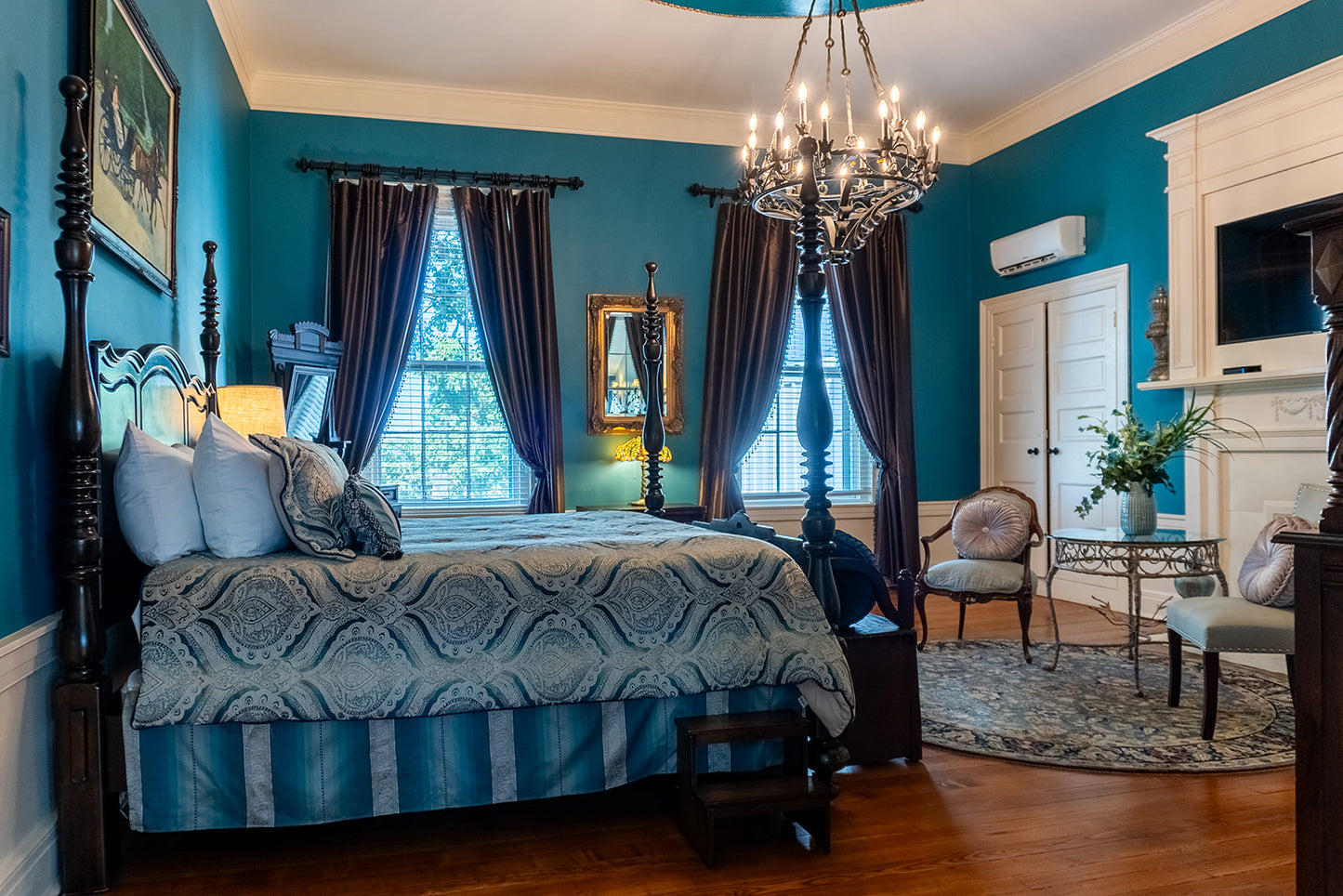 Turquoise Room
